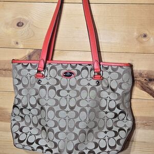 Stylish Coach Signature Tote Bag - Red and Brown